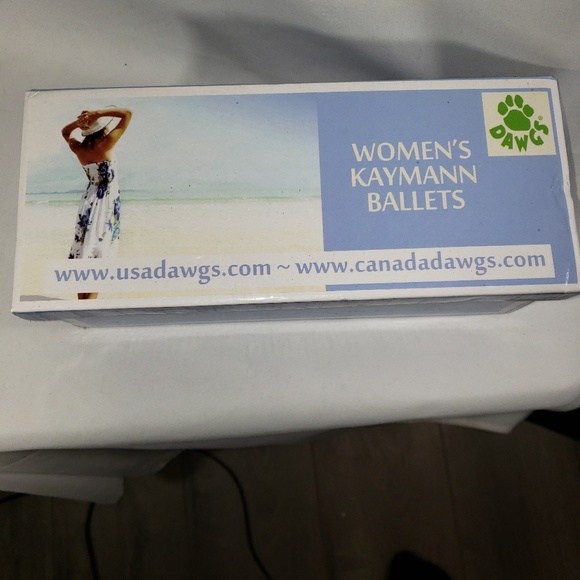 DAWGS Kaymann Ballet Flats - Leopard Print Size 6 - Picture 3 of 5